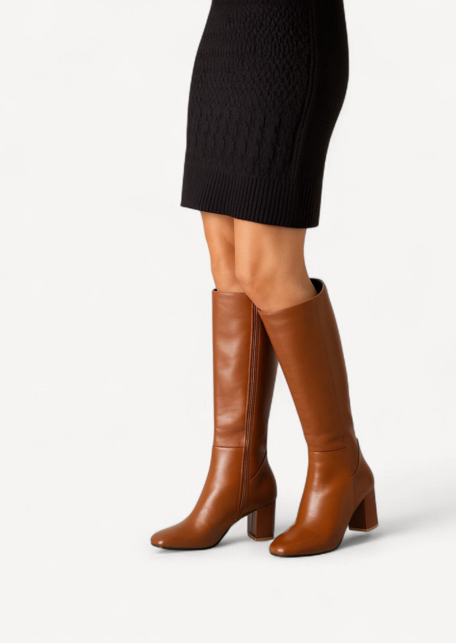 Women's Knee-High Leather Boots – Block Heel, Side-Zip Design